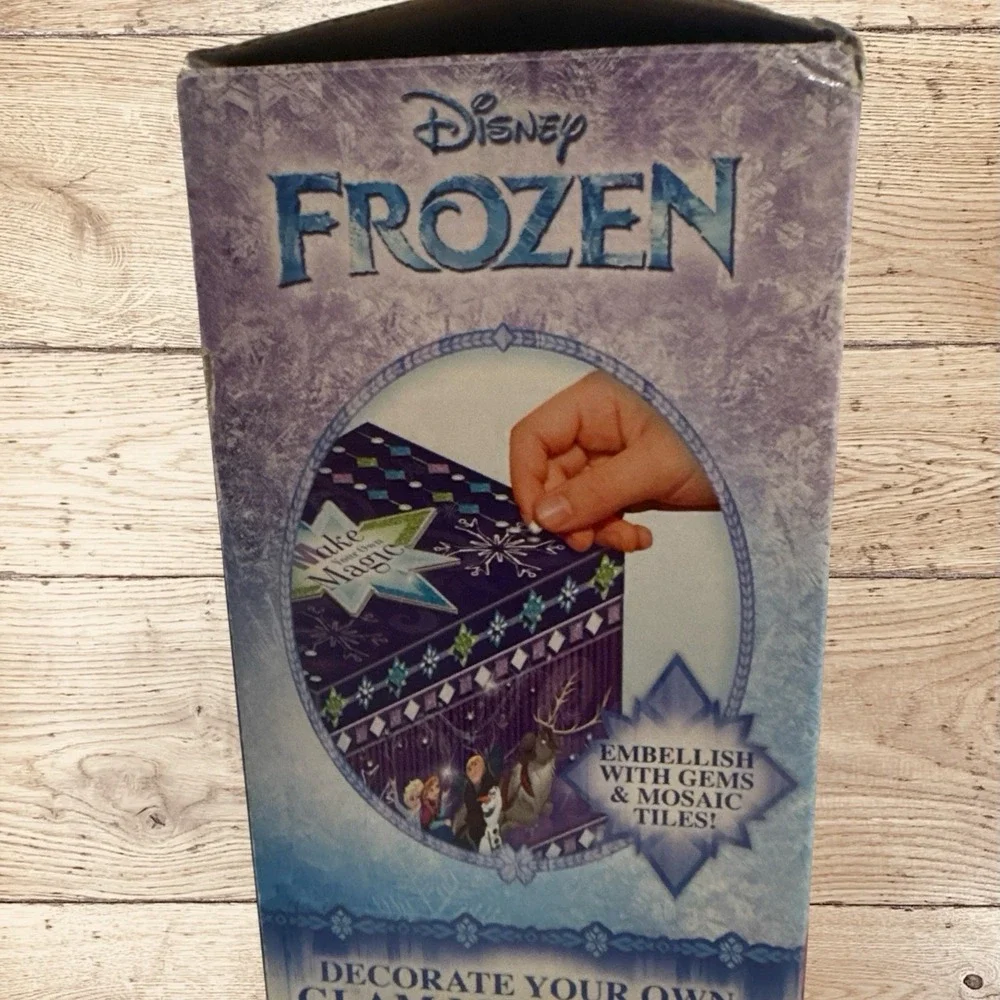 Disney Frozen Glam Mosaic Box Decorate Your Own Ages 6+ Purple Open Box
